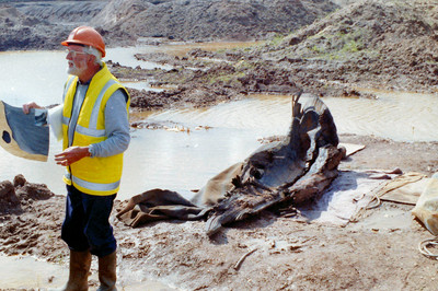 ARC1998ShardlowQuarryLogBoat2012-02-07_32.jpg