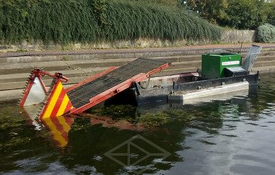 JohnNuttall-WeedBoat2019TrentLock-IMG_20190923_130226.jpg